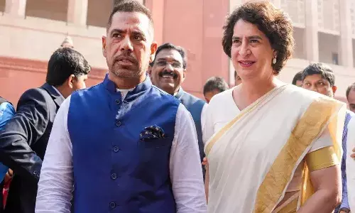 రాజకీయ రంగ ప్రవేశానికి సిద్ధమవుతున్న ప్రియాంక గాంధీ భర్త