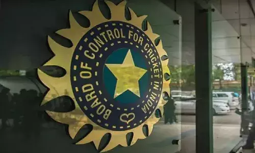 ఆ హైదరాబాద్ బిజినెస్ మ్యాన్తో జాగ్రత్త : బీసీసీఐ హెచ్చరికలు
