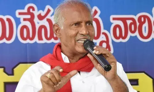 Congress, 10 gram gold , newlyweds, CPI MLA, Kunamneni Sambasiva Rao