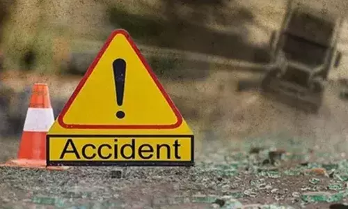 వ్యాన్ లోతైన గుంతలో పడి 20 మంది కూలీలు మృతి.. 30 మందికి గాయాలు