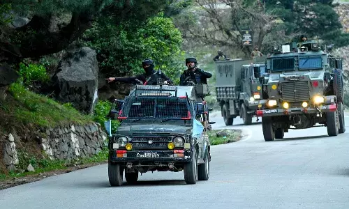 ఆ రెండు ప్రసంగాలు.. కశ్మీర్ లో కుట్రకు కారణమా.?