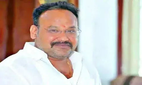Andrapradesh, ACB Officials, Vidadala Rajini, Gopi, Ysrcp