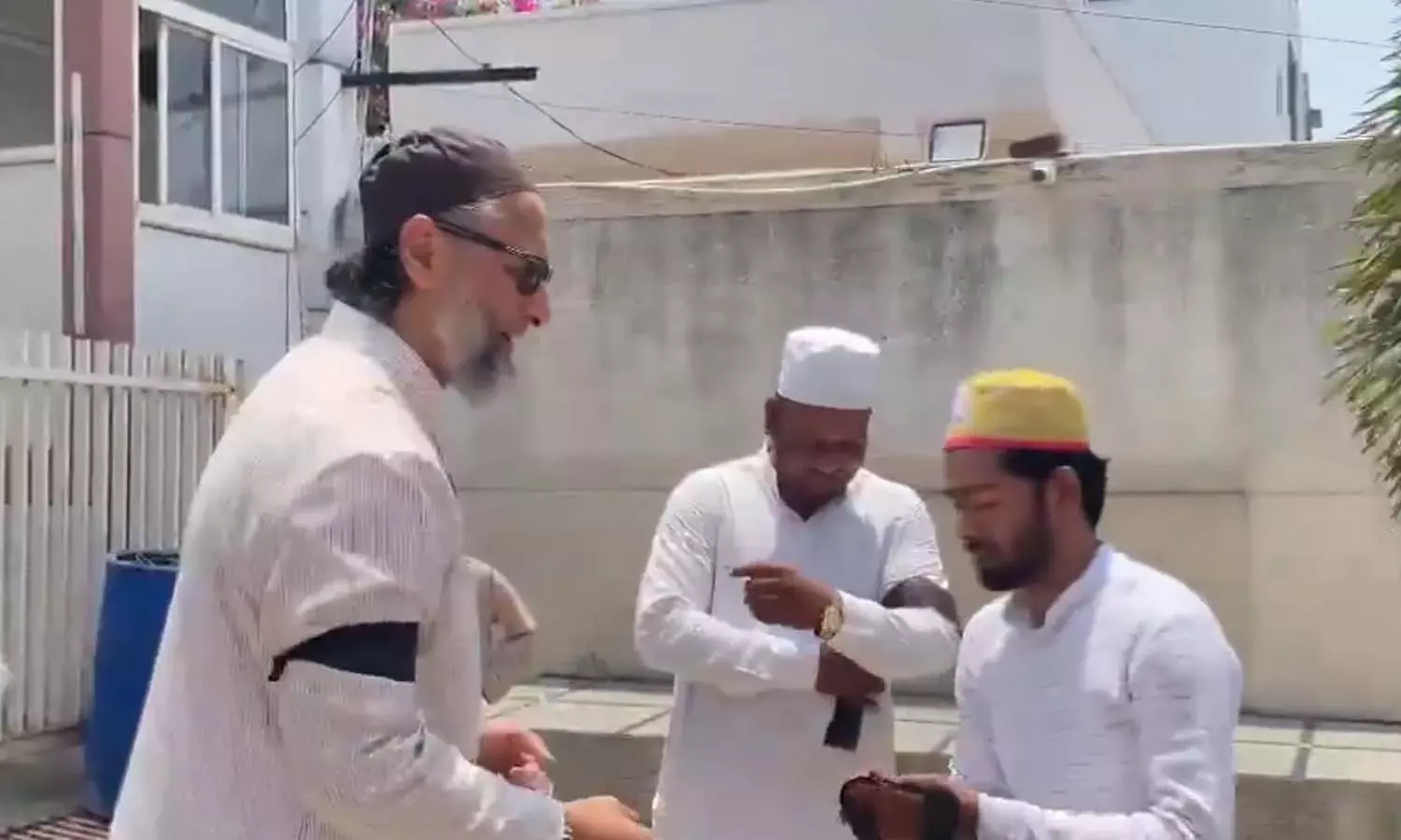 Telangana, Hyderabad, Mim Mp Asaduddin Owaisi, AIMIM, Palhalgam Attack, Black Badges