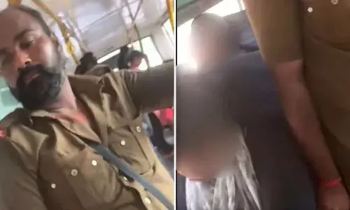 నిద్రపోతున్న మహిళ.. అక్కడ తాకుతూనే ఉన్న కండక్టర్