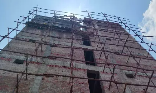 Crime News, Andrapradesh, Tirupati District, Three workers died, construction building