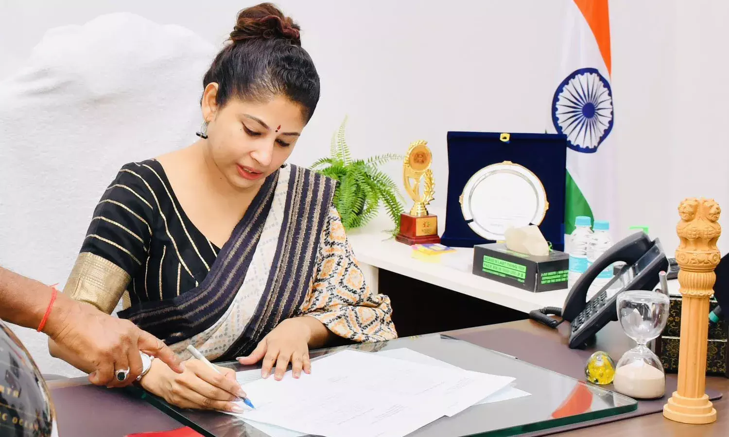 స్మితా సబర్వాల్.. మ‌రో ఆసక్తికర ట్వీట్..!