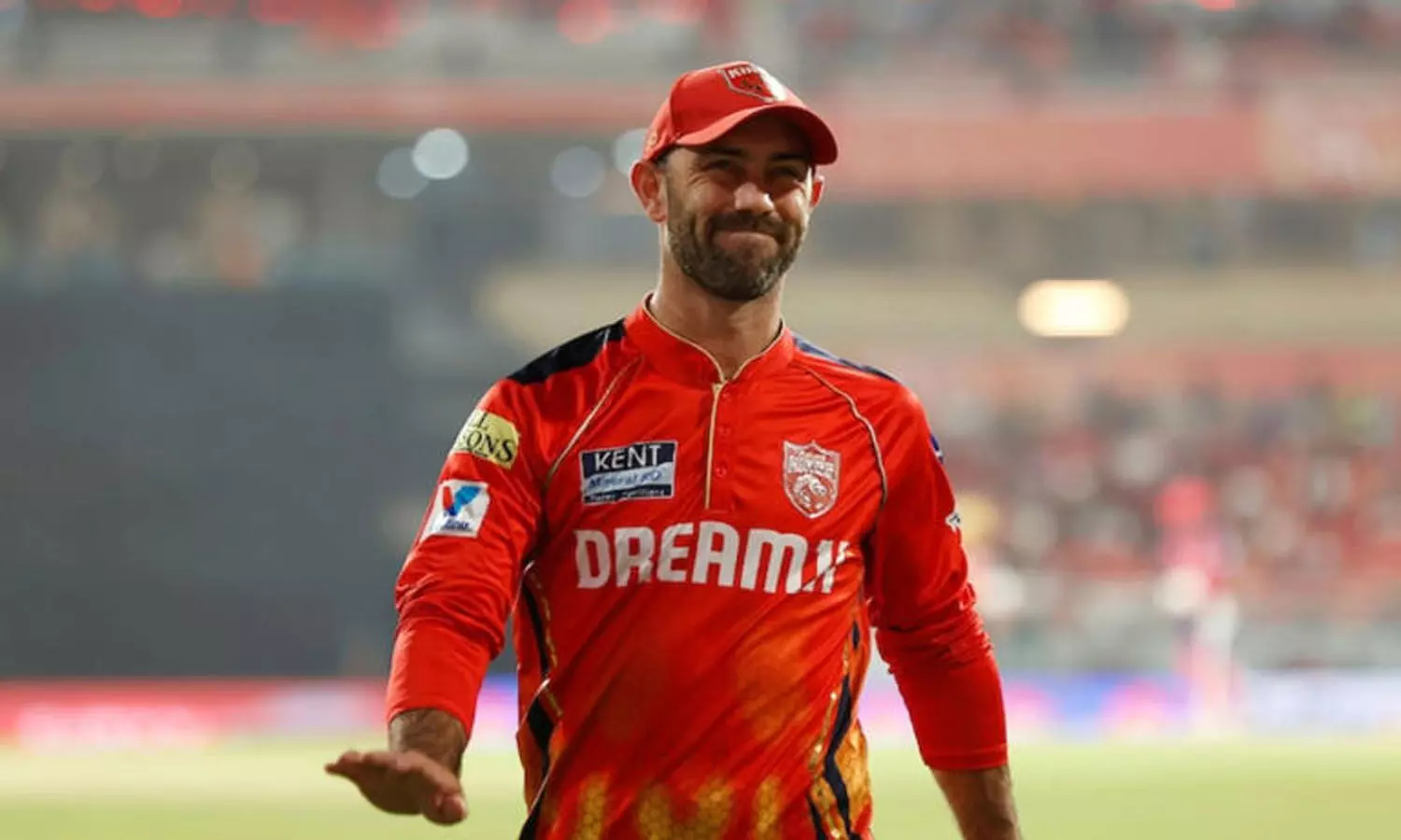 ఎట్టకేలకు అతడిని జట్టులో నుండి తీసేశారు ఎట్టకేలకు అతడిని జట్టులో నుండి తీసేశారు