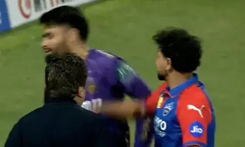 Kuldeep Yadav slaps Rinku Singh,  KKR, IPL2025