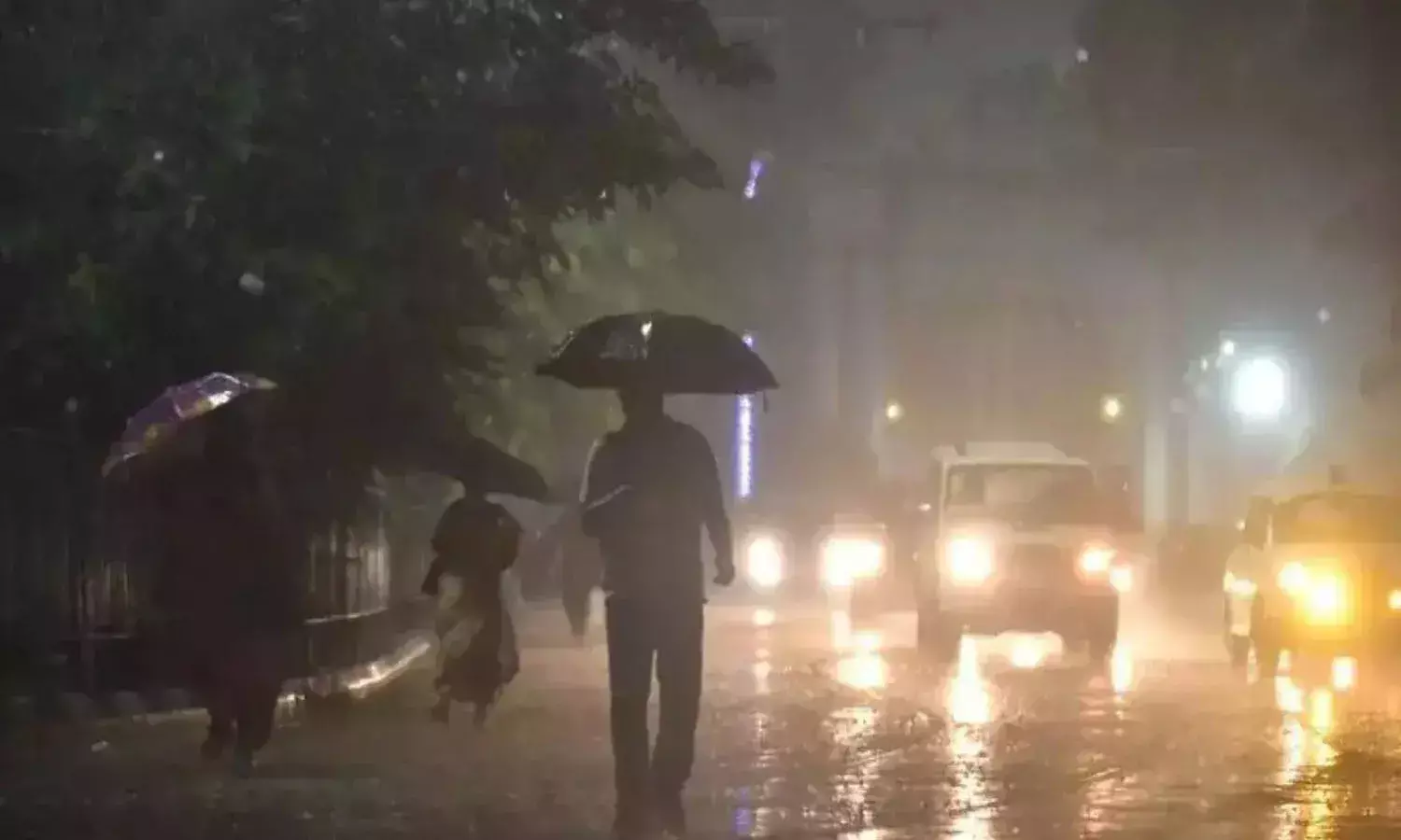హైదరాబాద్ కు వరుణ గండం