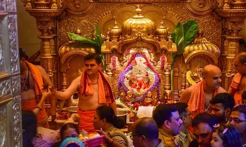 Siddhivinayak temple, ban, coconuts, flowers, sweets, security threat
