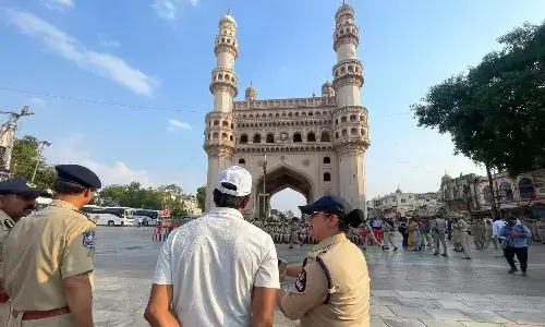 చార్మినార్ వద్ద డ్రై రన్ నిర్వహించిన పోలీసులు