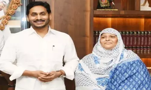 Andrapradesh, Andhra Pradesh Legislative Council, Ysrcp, Zakia Khanam, Deputy Chairperson, Resignation