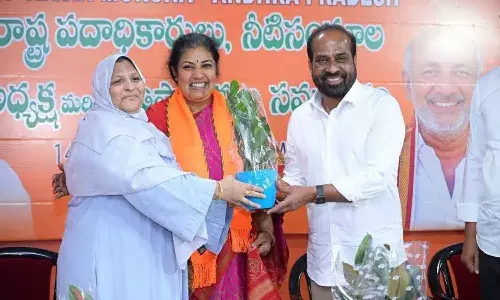 Andrapradesh, Zakia Khanam, YCP, BJP, AP Politics