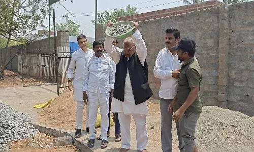 మాట నిలబెట్టుకున్న వీహెచ్