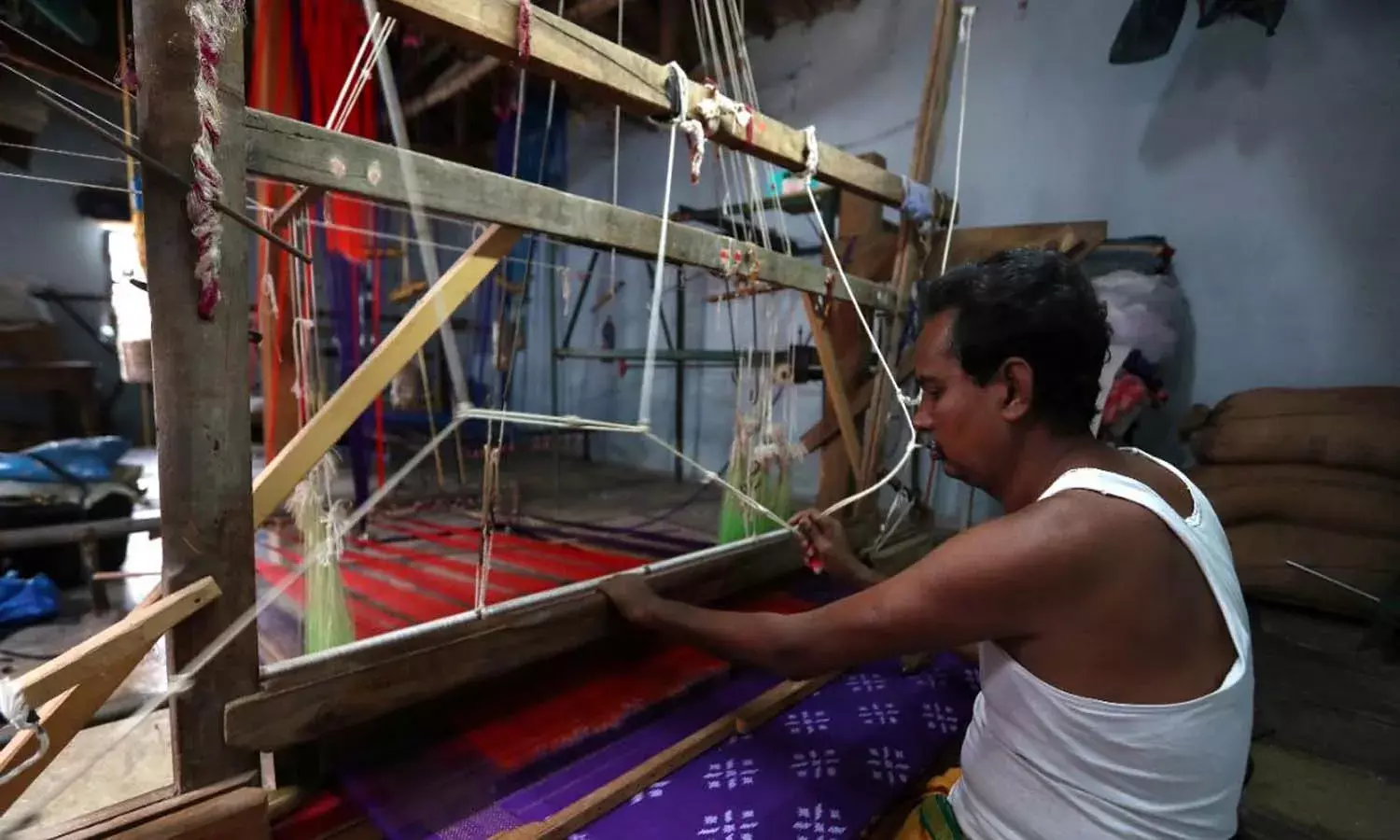 Andrapradesh, Ap Government, handloom workers, Minister Savitha