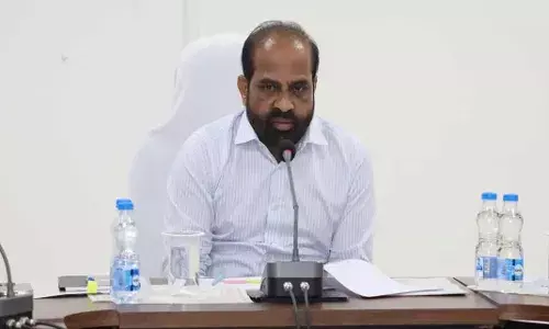 కమ్యూనిటీ హెల్త్ సెంటర్లో గర్భిణీ మహిళ మృతి.. మంత్రి సీరియస్