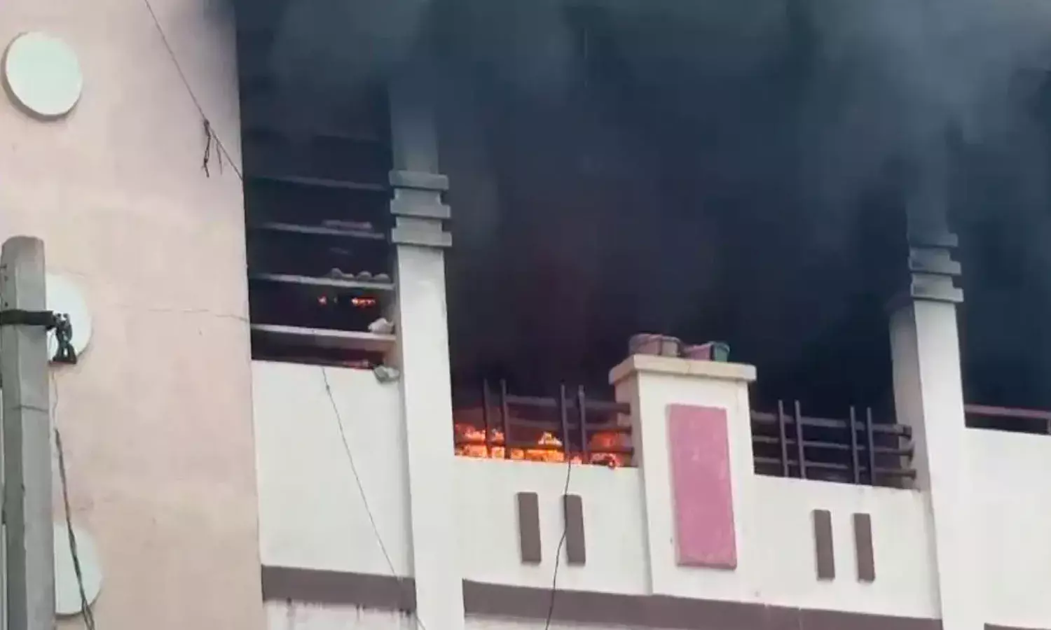 హైద‌రాబాద్‌లో మ‌రో భారీ అగ్నిప్ర‌మాదం