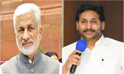 విజయసాయి రెడ్డిపై సంచలన వ్యాఖ్యలు చేసిన వైఎస్ జగన్