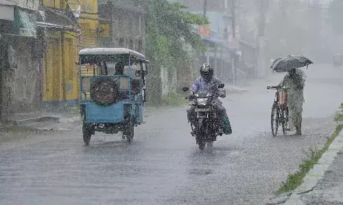 IMD, heavy rains, thunder and lightning, Hyderabad, Telangana districts