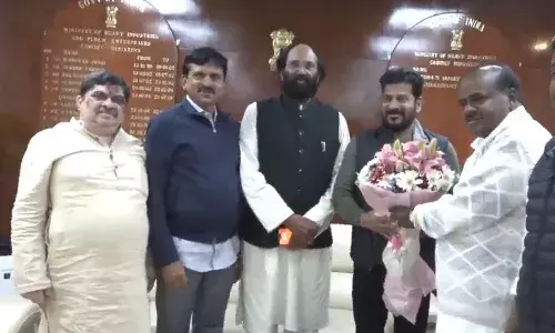 Telangana, Congress Government, Hyderabad, Minister Ponnam Prabhakar, Union Minister Kumaraswamy, Electric Buses