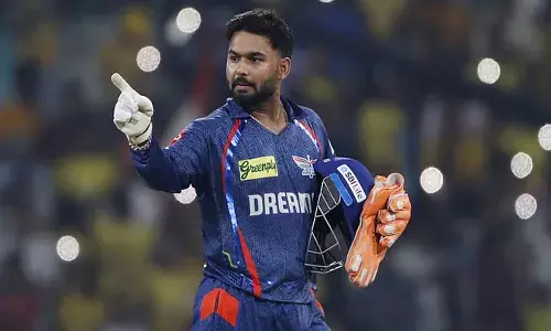 దెబ్బ మీద దెబ్బ.. పంత్కు దిమ్మతిరిగే షాకిచ్చిన బీసీసీఐ..!