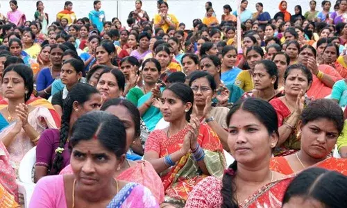 AP government, Gruhini scheme, Kapu women, APnews