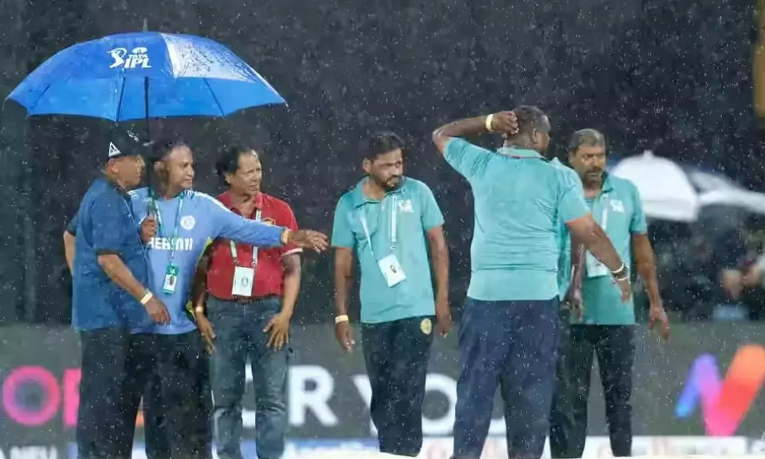ముల్లన్పూర్లో వర్షం కురిసే అవకాశం..? ఒకవేళ వరుణుడు అడ్డుకుంటే ఆ జట్టు ఇంటికే.. ముల్లన్పూర్లో వర్షం కురిసే అవకాశం..? ఒకవేళ వరుణుడు అడ్డుకుంటే ఆ జట్టు ఇంటికే..