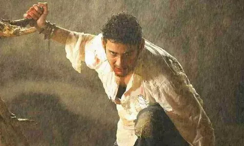రీరిలీజ్లో ఖలేజా చూపించిన మహేష్ బాబు..!