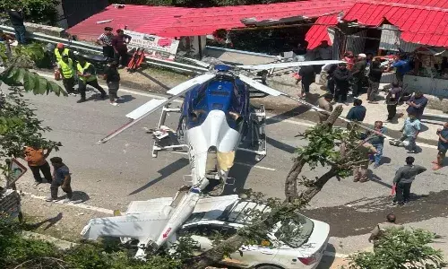National News, Uttarakhand, Helicopter, Emergency Landing