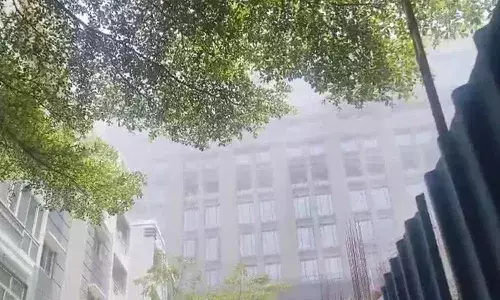 గచ్చిబౌలి AIG ఆసుపత్రిలో అగ్నిప్రమాదం