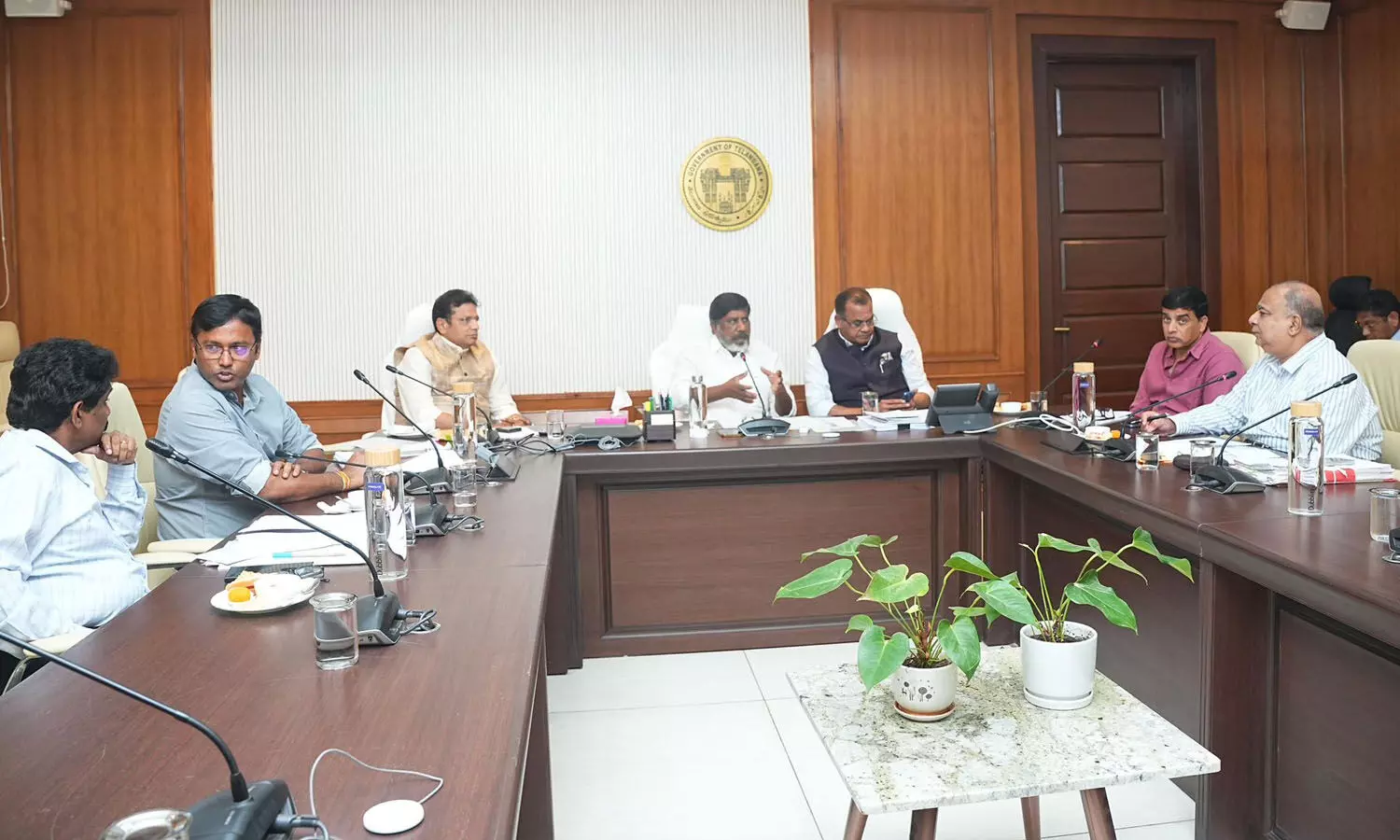 Telangana government, prices, snacks, theaters, canteens Telangana government, prices, snacks, theaters, canteens