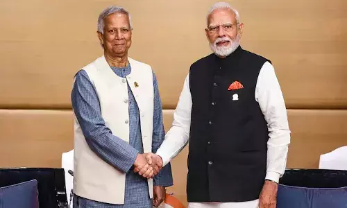 ఆమెను కంట్రోల్ చేయండి.. ప్రధాని మోదీని కోరిన యూనస్