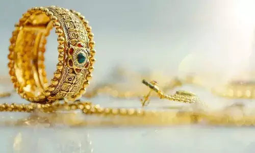 హైదరాబాద్‌లో తగ్గిన‌ బంగారం ధరలు