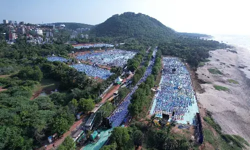 Andrapradesh, Narendra Modi, Visakhapatnam, Yoga, Guinness World Record, International Yoga Day
