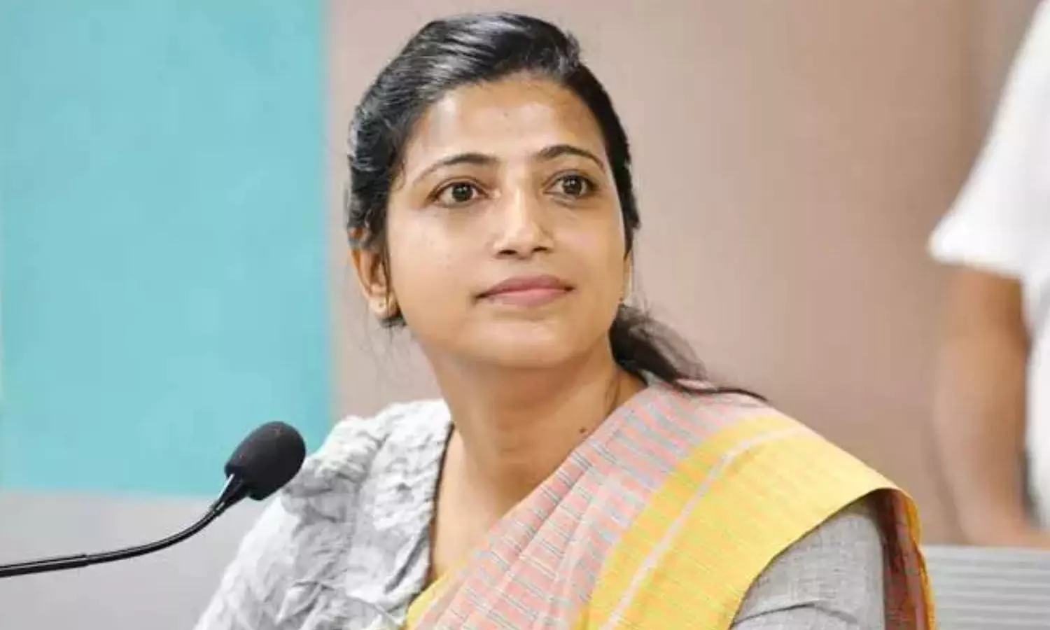CAT , IAS Amrapali Kata, Telangana cadre CAT , IAS Amrapali Kata, Telangana cadre