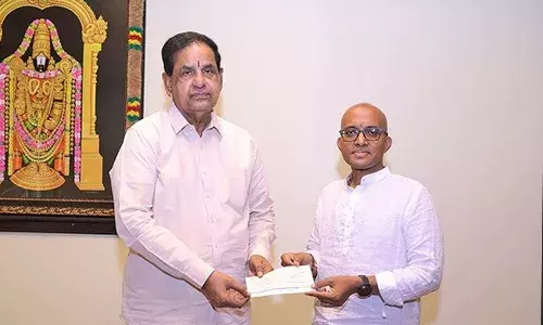 టీటీడీకి కోటి రూపాయలు విరాళం ఇచ్చిన భక్తుడు