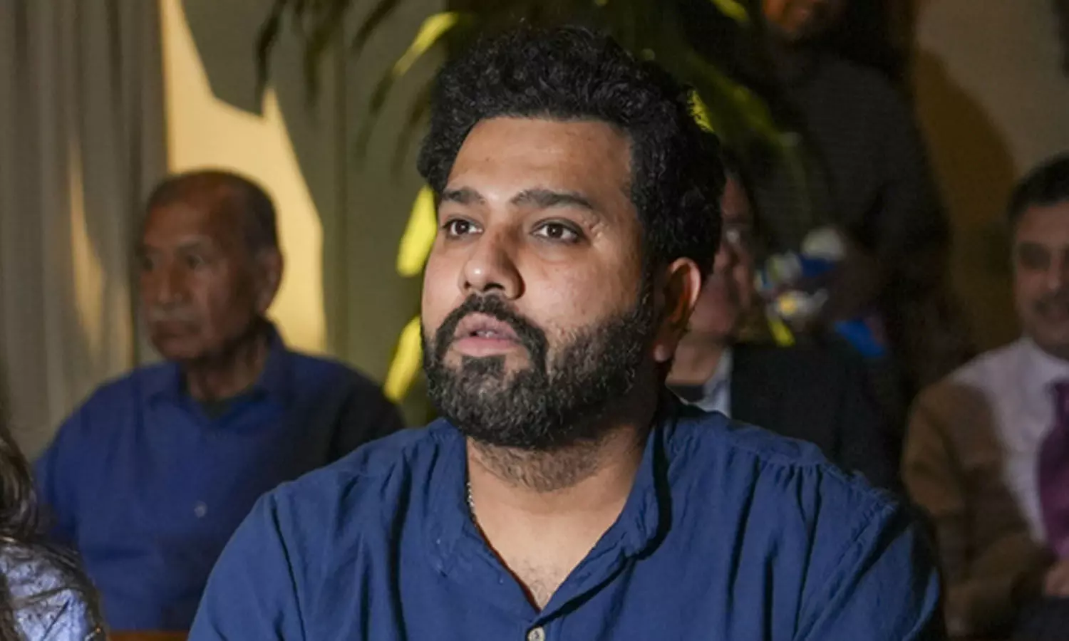 భారత్-పాకిస్తాన్ మ్యాచ్కు ముందు మమ్మల్ని గదిలో బంధించారు భారత్-పాకిస్తాన్ మ్యాచ్కు ముందు మమ్మల్ని గదిలో బంధించారు
