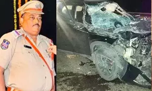 Crime News, Road Accidet, Hyderabad, Filmnagar Sub Inspector Dies