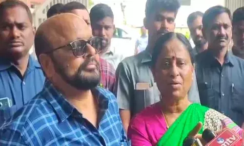 Telangana, Hyderabad, Tpcc, Minister Konda Surekha, Murali