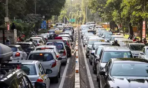 ఢిల్లీ ప్రభుత్వం సంచలన నిర్ణయం.. ఆ నిషేదం ఎత్తివేత..!