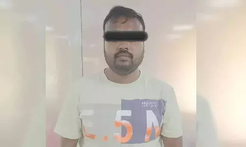 బయటపడ్డ మూవీ పైరసీ రాకెట్.. 40 సినిమాలు పైరసీ చేసి డబ్బులు ఎలా సంపాదించాడంటే.?