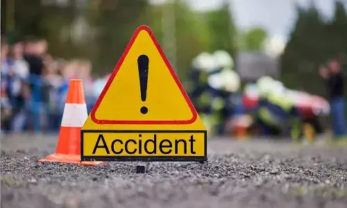 Crime News, Road Accident, Khammam Warangal Highway Accident, Three Burnt Alive