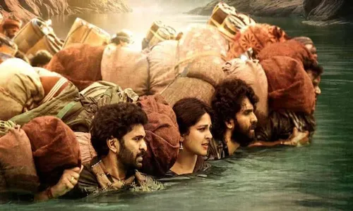 అనుష్క అభిమానులకు మరోసారి బ్యాడ్ న్యూస్