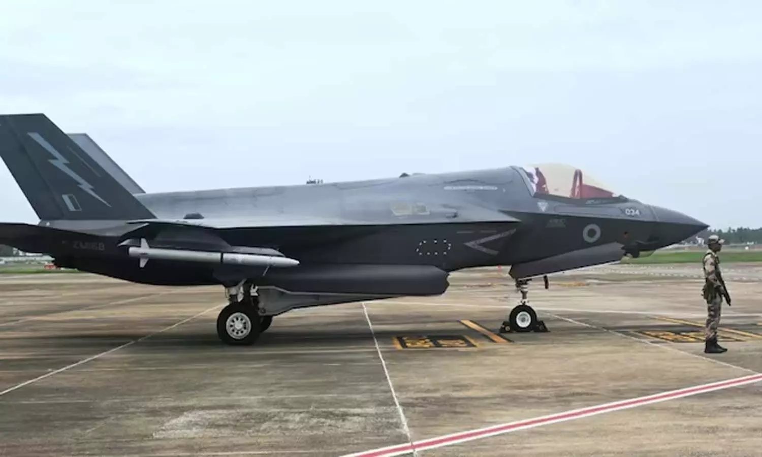 National News, Kerala, Thiruvananthapuram Airport, British Royal Navy, Stealth Technology, UK Military National News, Kerala, Thiruvananthapuram Airport, British Royal Navy, Stealth Technology, UK Military