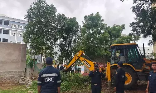 HYDRAA, illegal structures, public land, Hyderguda, Hyderabad