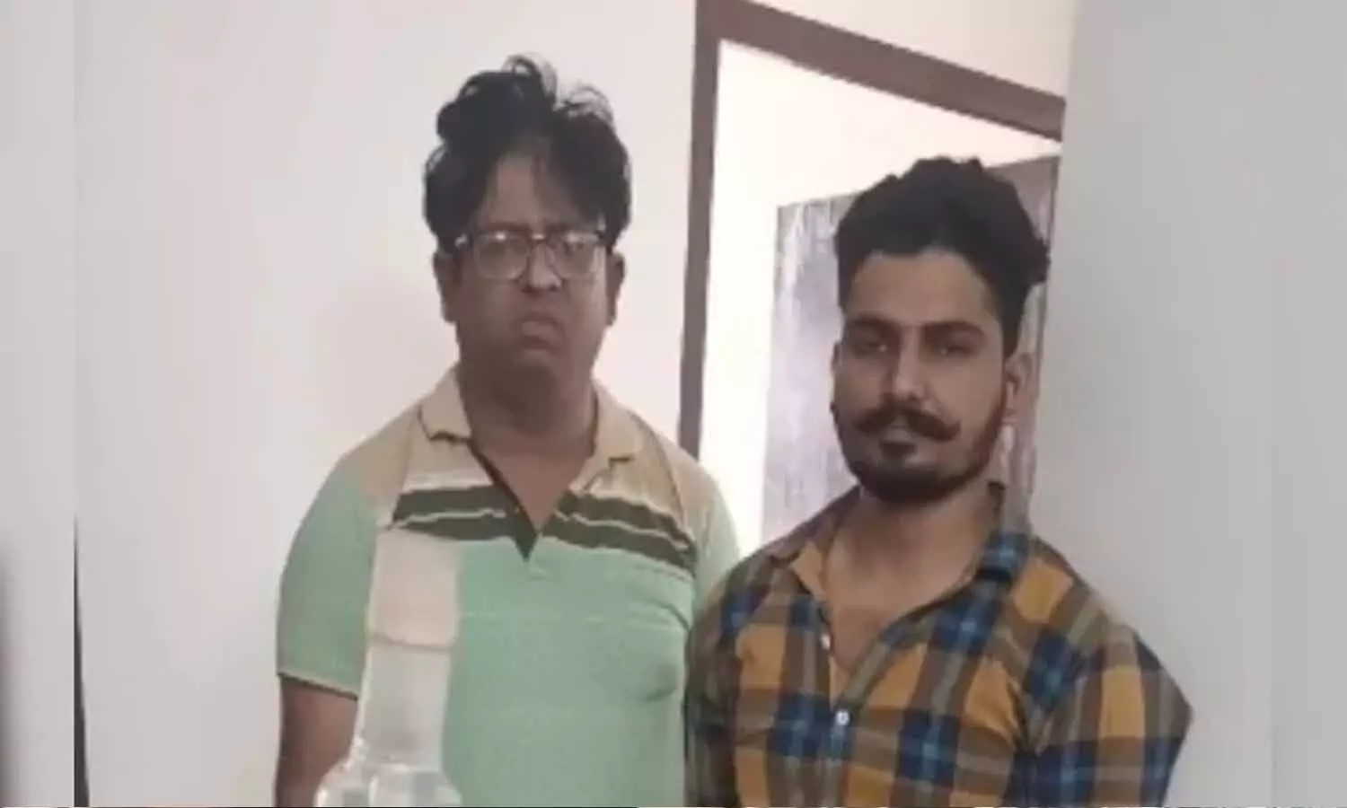 ఈ టీచర్లు మామూలోళ్లు కాదు..! ఈ టీచర్లు మామూలోళ్లు కాదు..!