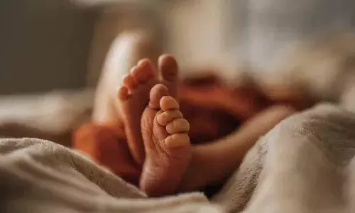 మూసీ నది సమీపంలో ఏడుపు శ‌బ్ధం.. వెళ్లి చూస్తే..