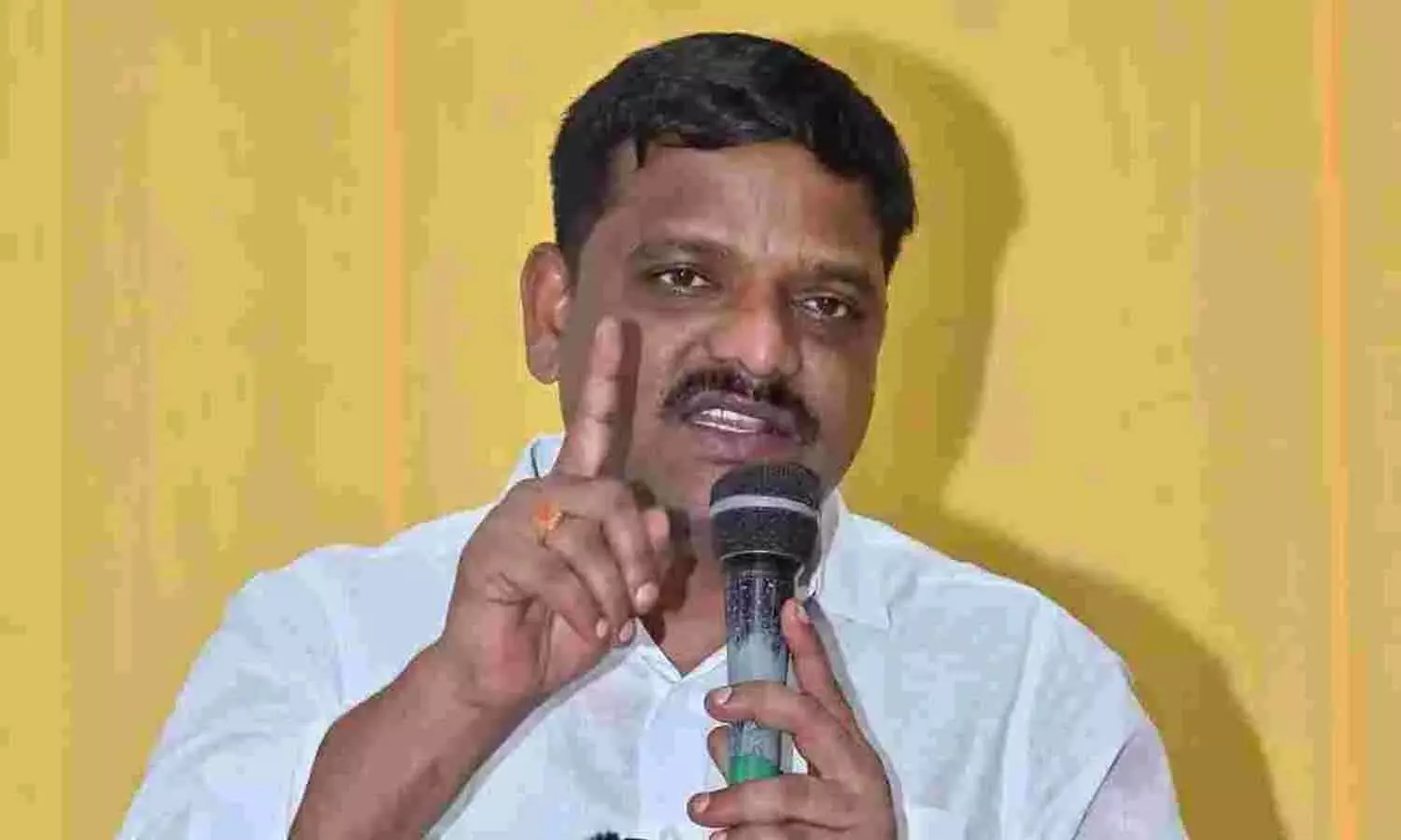 అది బూతు కాదు : ఎమ్మెల్సీ తీన్మార్ మల్లన్న అది బూతు కాదు : ఎమ్మెల్సీ తీన్మార్ మల్లన్న