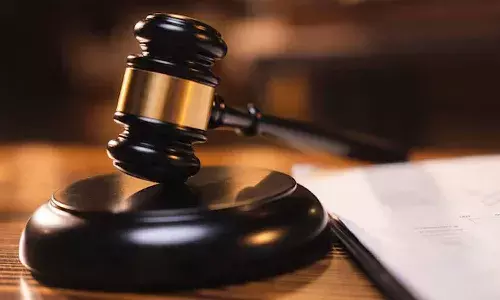 ట్యూషన్ చెబుతానంటూ ఇంటికి పిలిచి మైనర్ బాలికపై అత్యాచారం, ఆపై హత్య.. నిందితుడి బెయిల్పై కోర్టు సంచలన నిర్ణయం