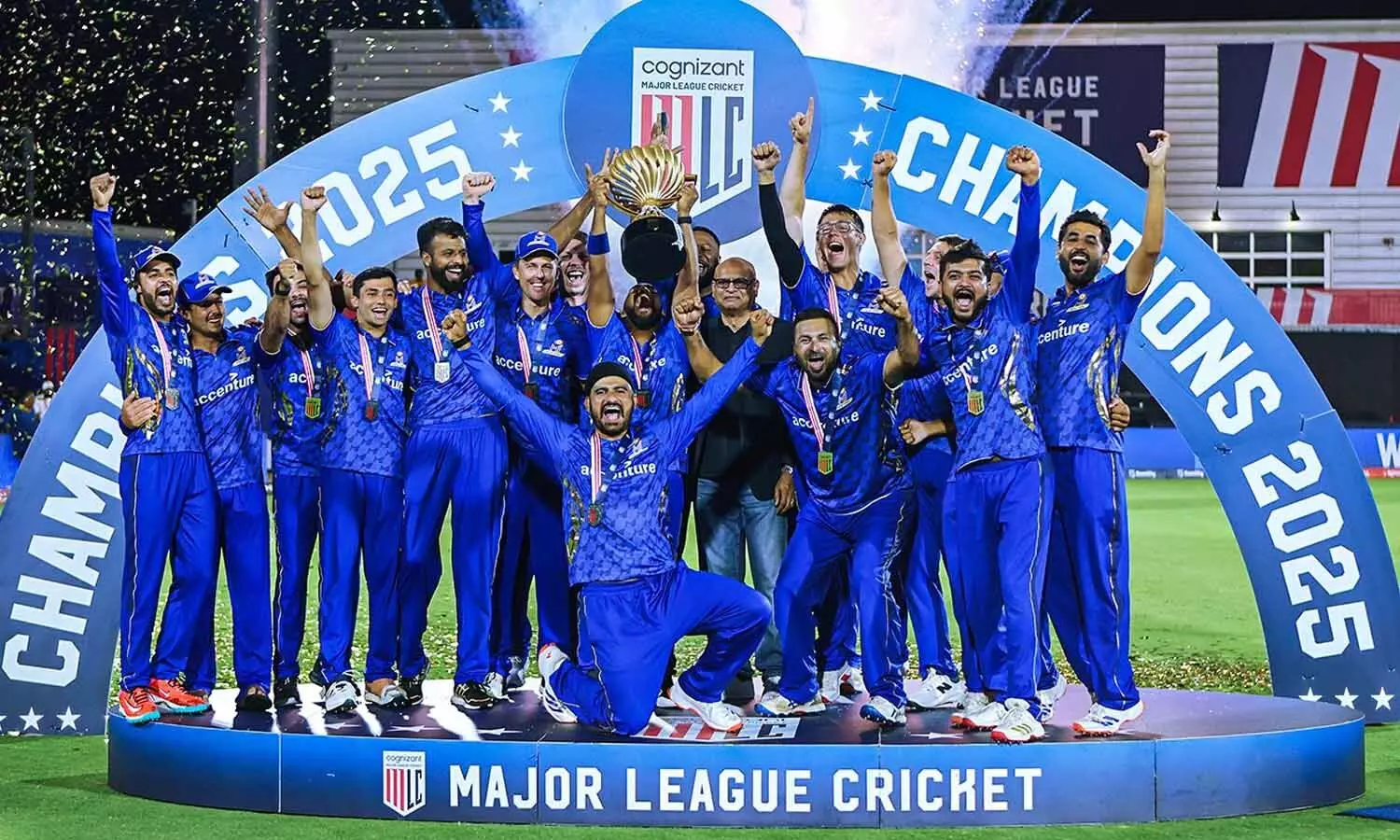 తొలి 7 మ్యాచ్ల్లో ఆరింటిలో ఓటమి.. అయినా టైటిల్ గెలిచిన ఎంఐ న్యూయార్క్..! తొలి 7 మ్యాచ్ల్లో ఆరింటిలో ఓటమి.. అయినా టైటిల్ గెలిచిన ఎంఐ న్యూయార్క్..!